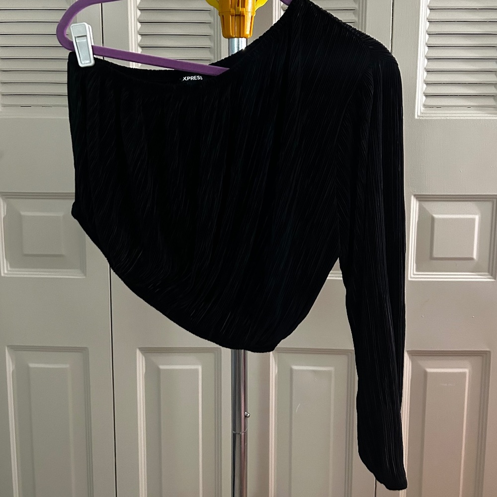 Medium Express Black One Shoulder Crop Top
